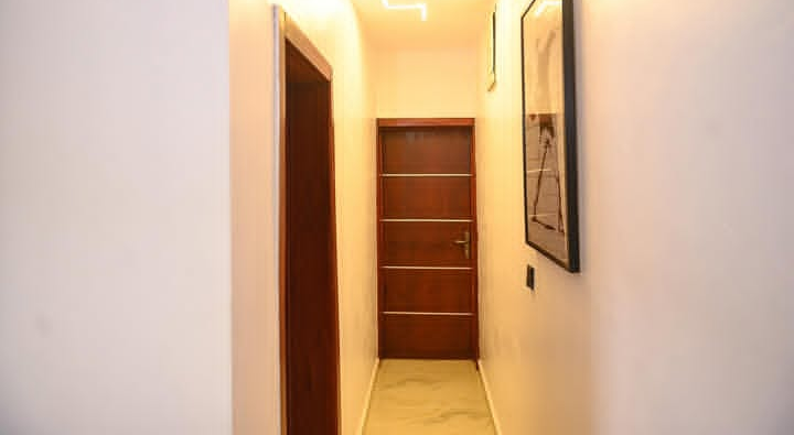 cheznouschezvouslagos apartment